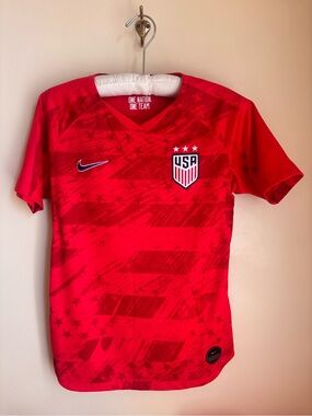 Nike USA Women's Red Soccer Jersey Size Small